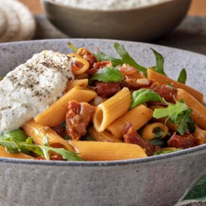 Penne with dried tomatoes, ricotta and rocket | Socilink