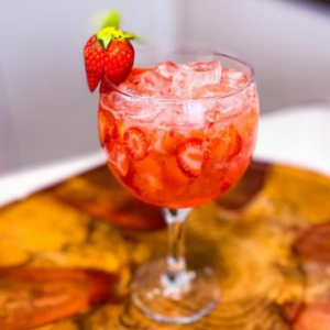 Sweet Strawberry Cocktail | Socilink